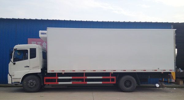 東風(fēng)天錦冷藏車(chē)