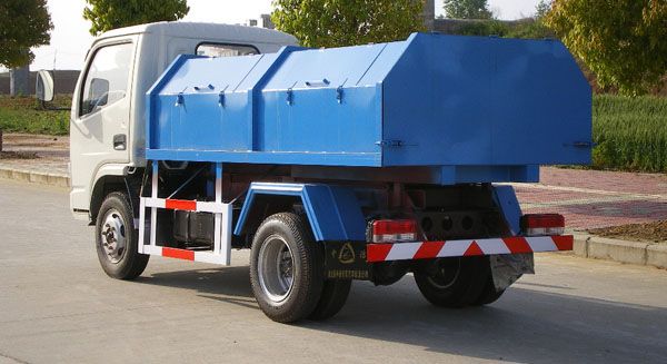 東風福瑞卡自卸式垃圾車