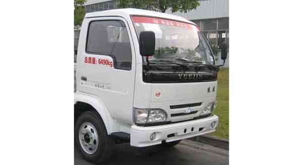 躍進吸污車