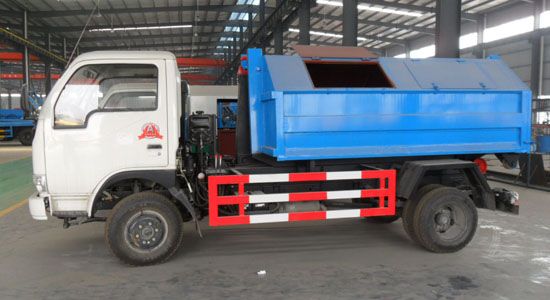 東風輕型車廂可卸式垃圾車