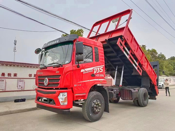 東風D3S單橋自卸式運輸車