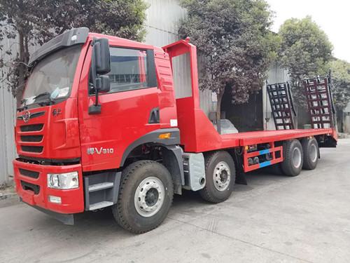 解放30噸挖機(jī)拖板車