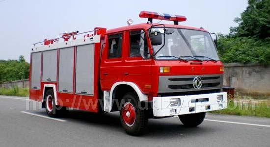 東風(fēng)D9消防灑水車 6噸泡沫消防車