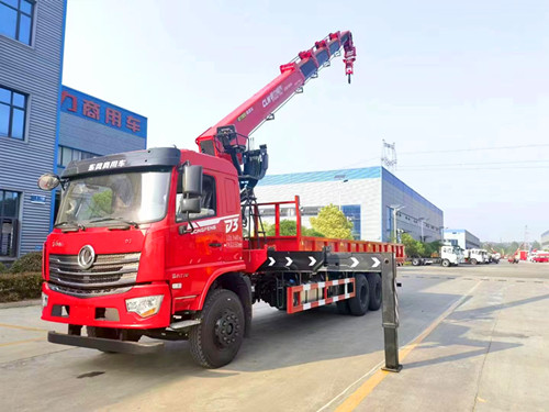 東風(fēng)后八輪14噸隨車吊運(yùn)輸車