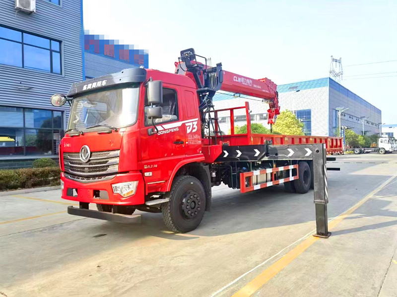 東風(fēng)后八輪14噸隨車吊運(yùn)輸車