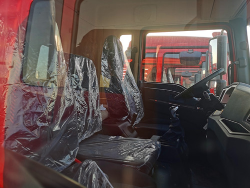 徐工8噸4節(jié)臂隨車吊運輸車